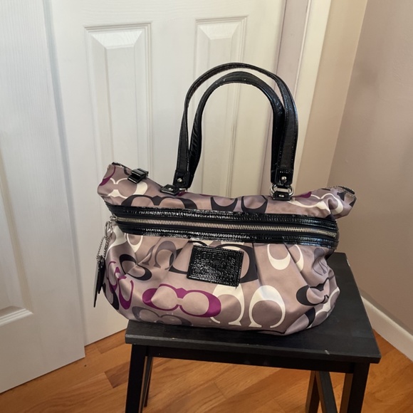 Coach Daisy Optic Print Multi-Tote M1294-F22961 In Purples - Picture 14 of 15